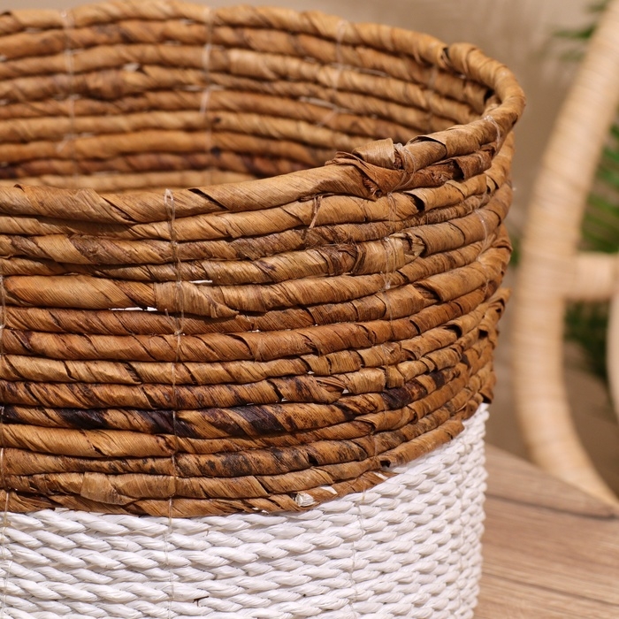 Корзина плетёная 25х25х20 см Корзина плетёная 25х25х20 см