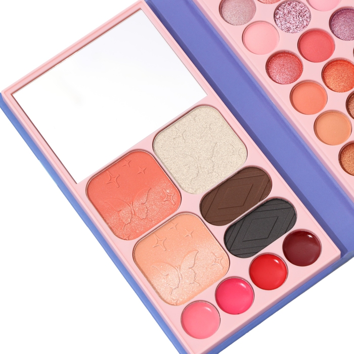 Набор декоративной косметики «Фея» Набор декоративной косметики «Фея»