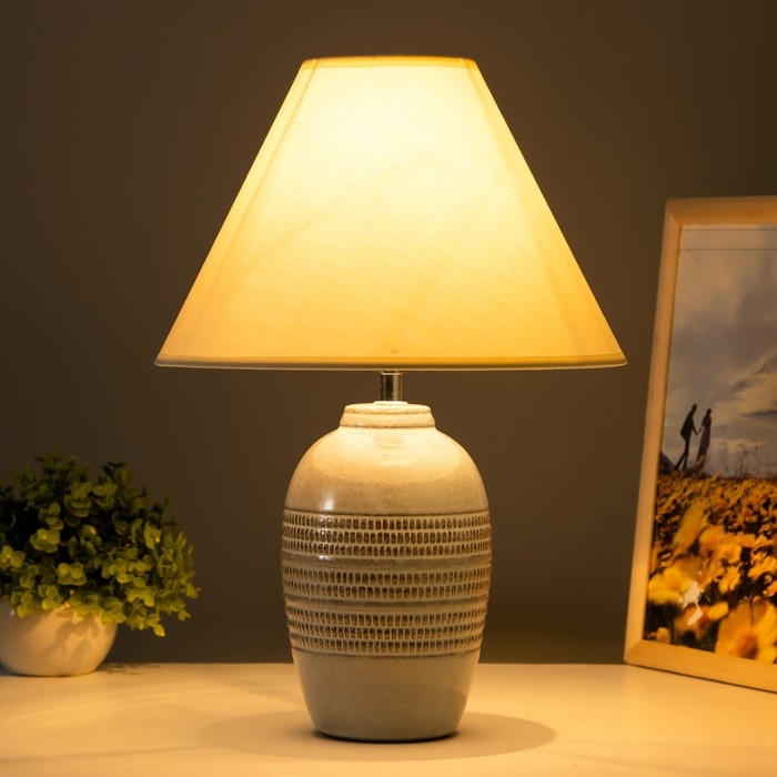 Настольная лампа Настольная лампа "Ноеми" Е14 40Вт 27,5х27,5х39 см RISALUX