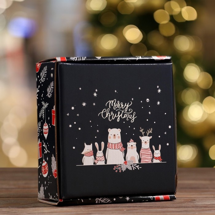 Новый год. Коробка подарочная, крышка-дно, Новый год. Коробка подарочная, крышка-дно, "Зимушка", 14,5 х 14,5 х 6 см.