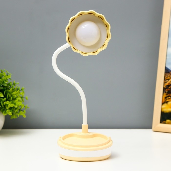 Настольная лампа  Настольная лампа "Лайни" LED 2Вт USB АКБ жёлтый 10,5x10,5x37 см RISALUX