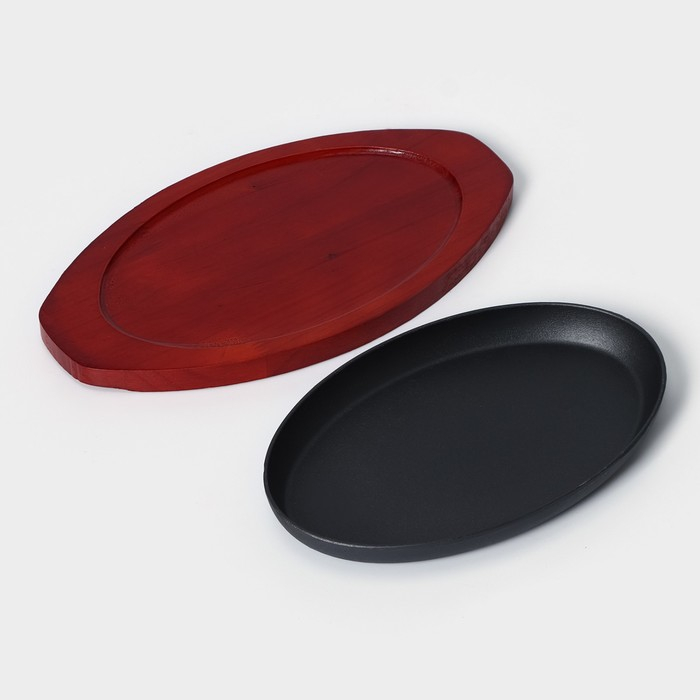 Сковорода чугунная «Овал», 26,5×16,5 см, на деревянной подставке Сковорода чугунная «Овал», 26,5×16,5 см, на деревянной подставке