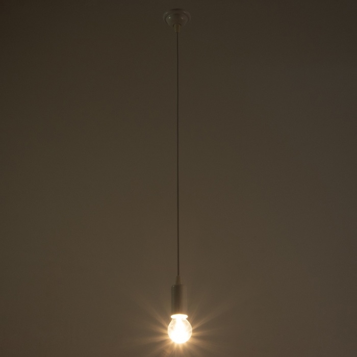 Светильник BayerLux "Сарри" E14 40Вт белый 3х3х5,3-120 см