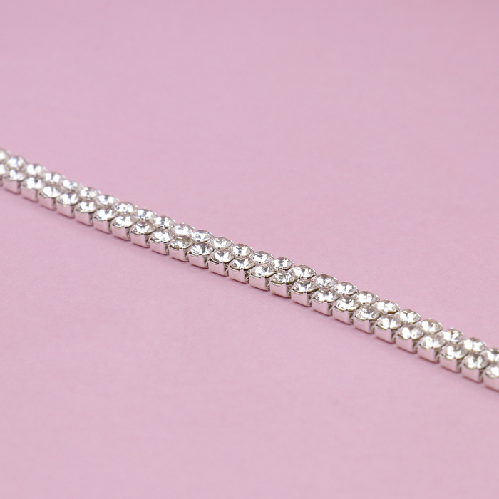 Цепь со стразами, 2 ряда, металл, стекло, 4 мм, 4,5 ± 0,5 м, цвет серебряный Цепь со стразами, 2 ряда, металл, стекло, 4 мм, 4,5 ± 0,5 м, цвет серебряный