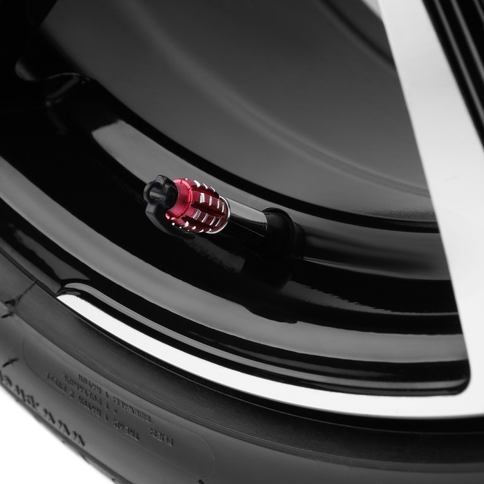 Колпачок на вентиль TORSO, граната, красный, набор 4 шт Колпачок на вентиль TORSO, граната, красный, набор 4 шт