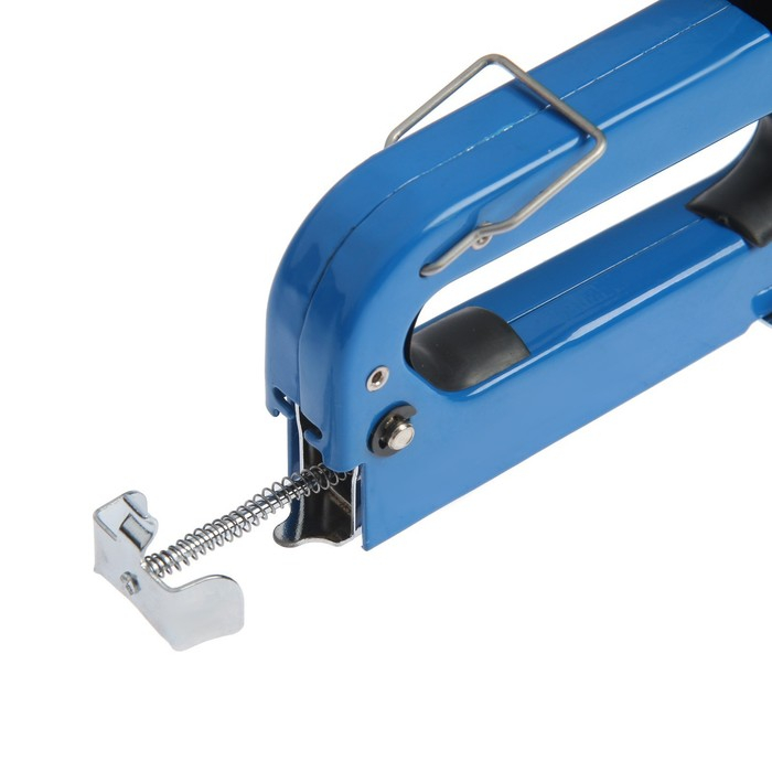 Степлер мебельный в кейсе ТУНДРА, типы скоб 140/28/300, 4 - 14 мм + скобоудалитель, скобы Степлер мебельный в кейсе ТУНДРА, типы скоб 140/28/300, 4 - 14 мм + скобоудалитель, скобы