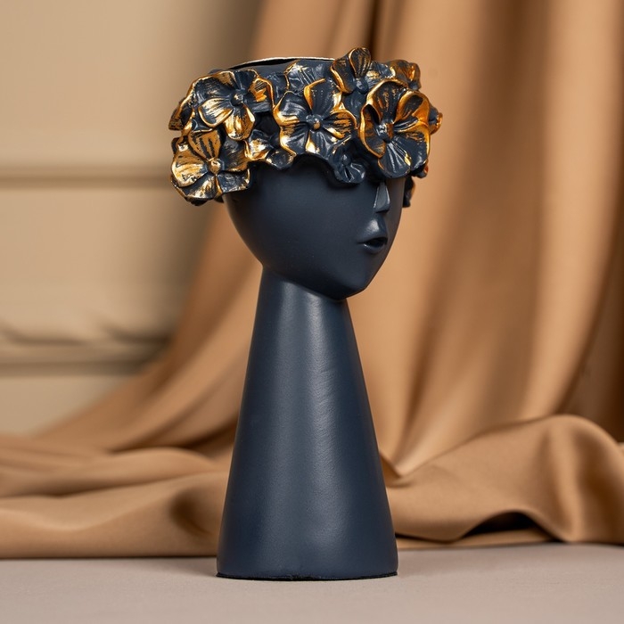 Подсвечник полистоун «Девушка с венком» 9,5 х 9,5 х 14 см МИКС