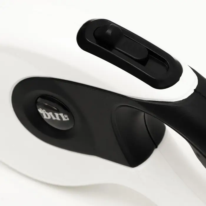 Рулетка DIIL, 5 м, до 40 кг, лента, прорезиненная ручка, белая, чёрная