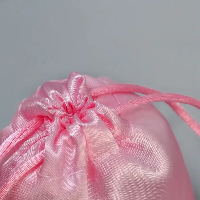 Мешочек подарочный атласный &laquo;Кристальные чувства&raquo;, 7 х 9 см +/- 1.5 см