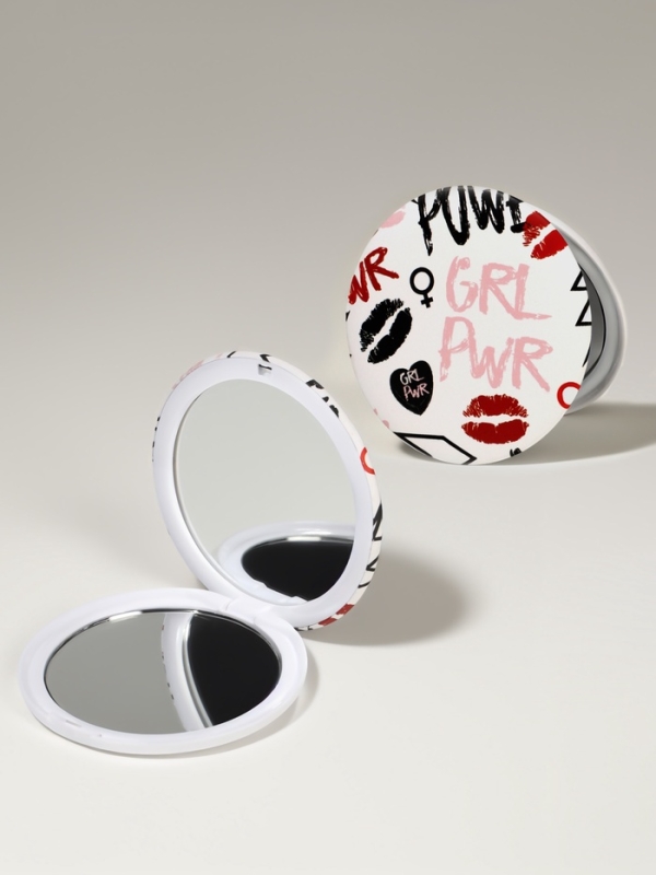 Зеркало складное круг (2) c/увел d7,5см GRL PWR белый пласт пакет QF Зеркало складное круг (2) c/увел d7,5см GRL PWR белый пласт пакет QF