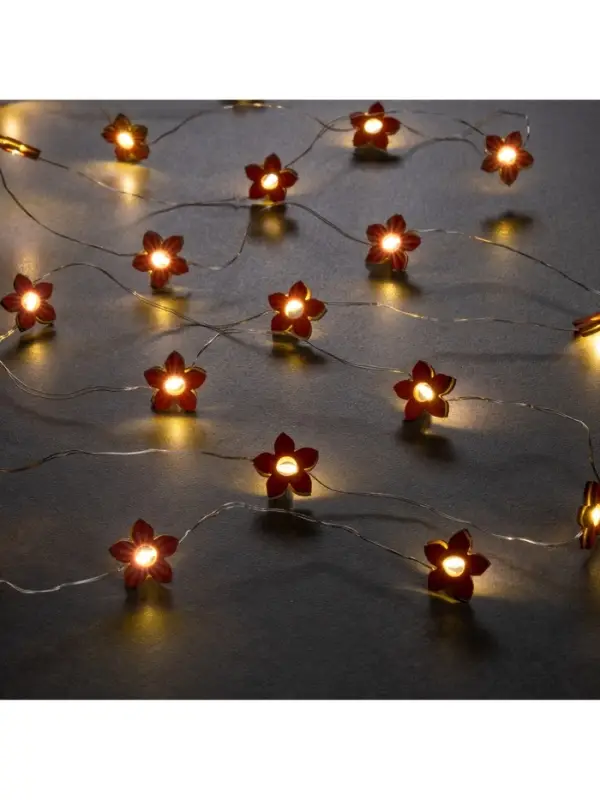 Гирлянда &laquo;Нить&raquo; 2 м роса с насадками &laquo;Цветок&raquo;, IP20, серебристая нить, 20 LED, батарейки ААх2 (нет в комплекте), свечение тёплое белое