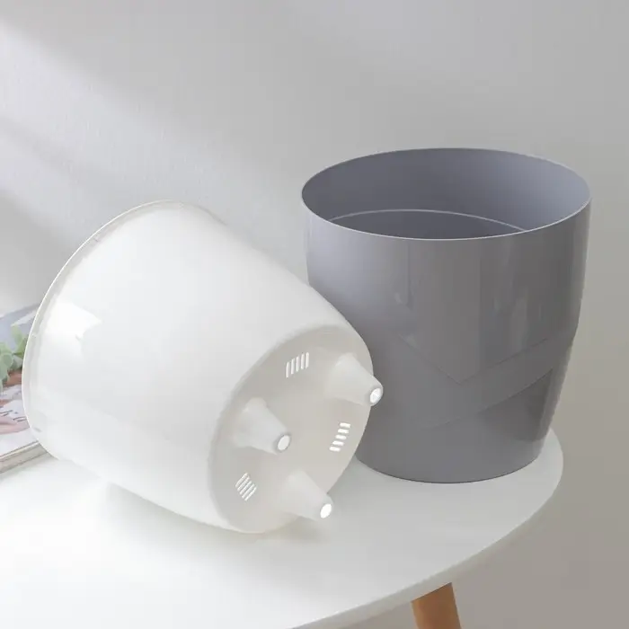 Кашпо для цветов со вставкой «Грация», 4,5 л, цвет серый Кашпо для цветов со вставкой «Грация», 4,5 л, цвет серый