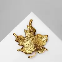 Брошь «Лист» кленовый, цвет коричневый в чернёном золоте Брошь «Лист» кленовый, цвет коричневый в чернёном золоте