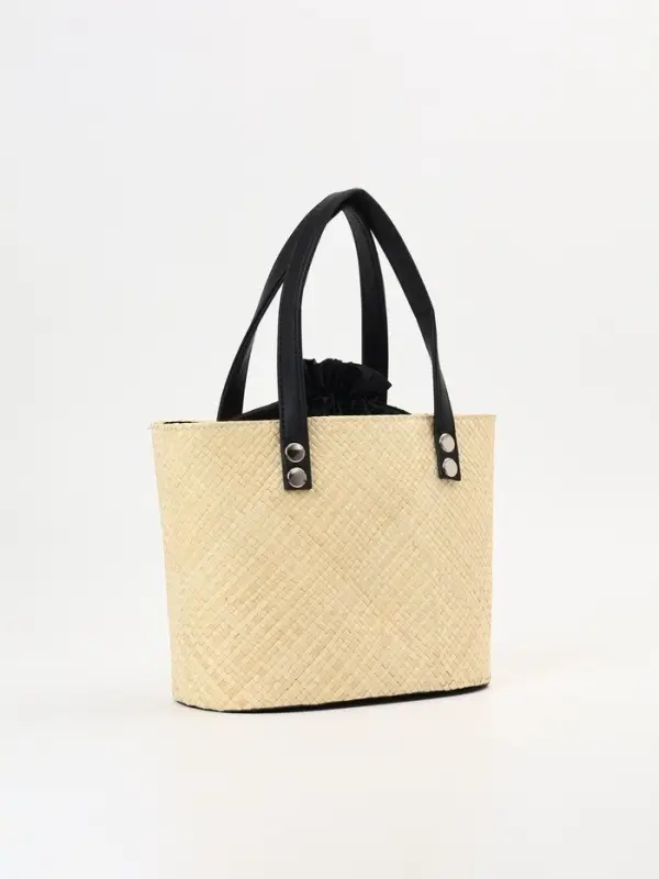 Сумка плетёная из пандана, 26&times;15&times;38 см, бежево-чёрная