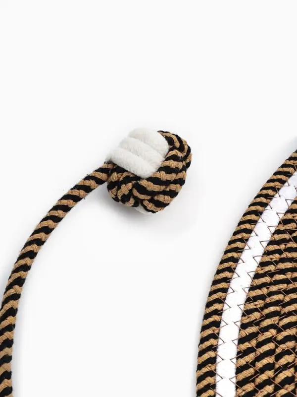 Когтеточка-коврик с хвостом 50 см, коричневый Когтеточка-коврик с хвостом 50 см, коричневый