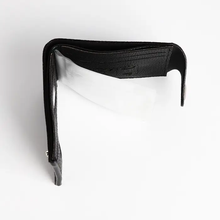 Портмоне мужское, на магните, 3 отделения, чёрное