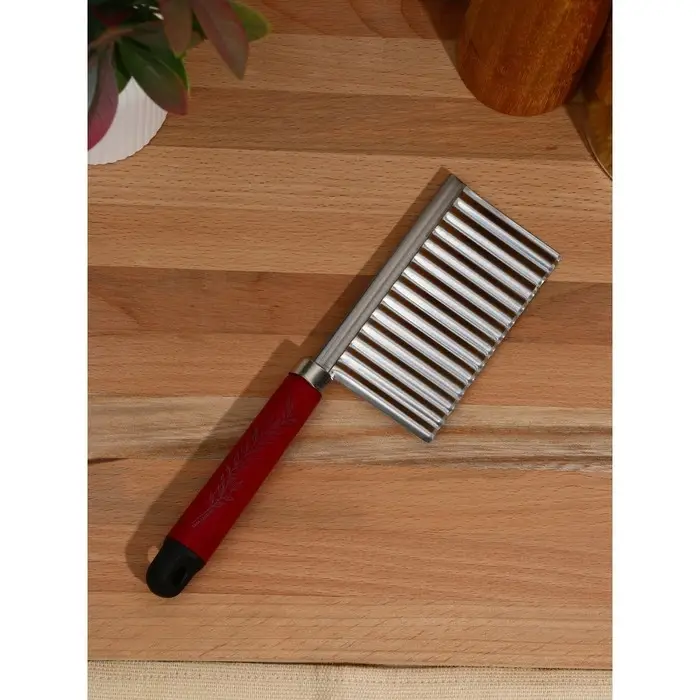 Нож для фигурной нарезки  Нож для фигурной нарезки "Розмарин" 21,8*5,8 см, цвет бордовый