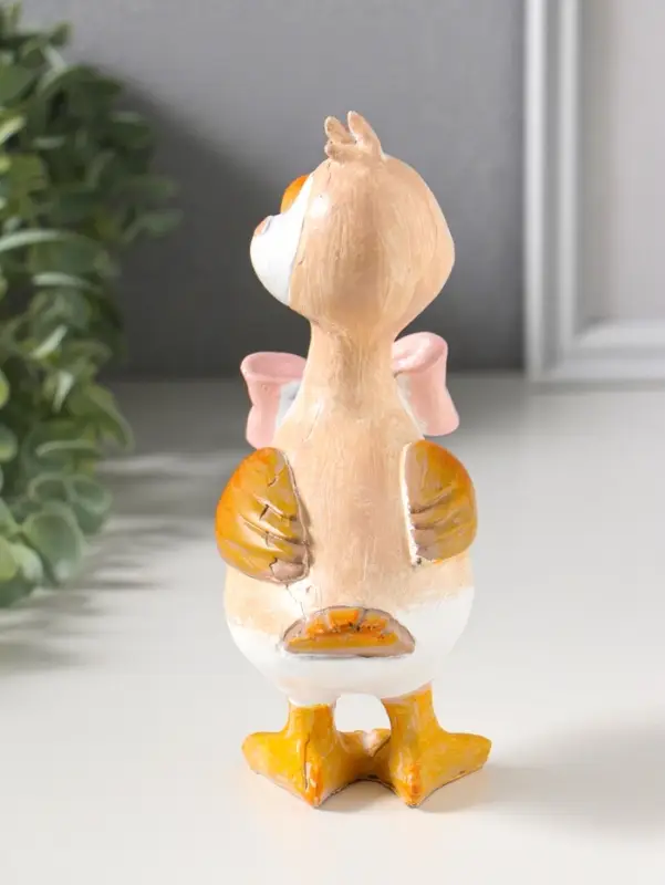 Сувенир полистоун "Утёнок в розовом бантике в горошек" 9,5х6,5х17 см