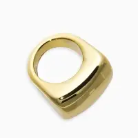 Кольцо пластик "Объемный квадрат", р-р 17, цвет золото Кольцо пластик "Объемный квадрат", р-р 17, цвет золото