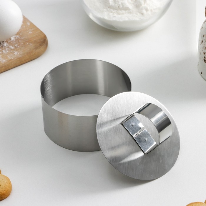 Форма для выкладки с прессом и трафаретом «Алатырь», d=7,8 см, высота 3,9 см, трафарет 8×9 см Форма для выкладки с прессом и трафаретом «Алатырь», d=7,8 см, высота 3,9 см, трафарет 8×9 см