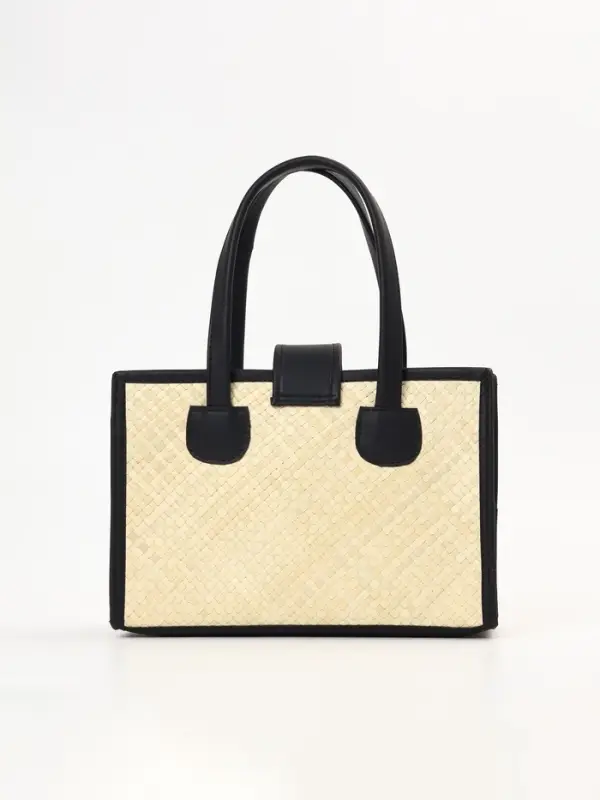 Сумка плетёная на застёжке из пандана, 30&times;10&times;35 см, бежево-чёрная