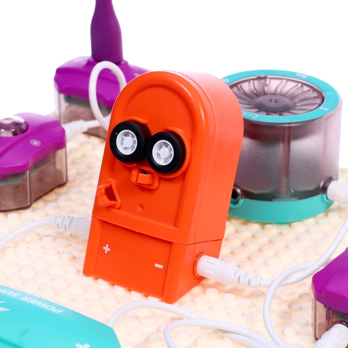 Электронный конструктор, 34 детали, 71 схема