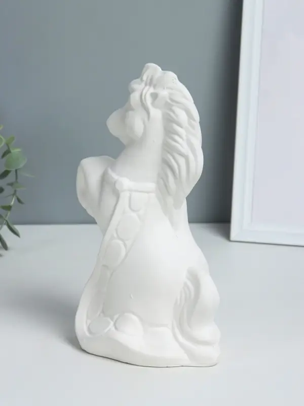 Копилка "Лошадка с попоном" высота 25 см,  гипс, натуральный