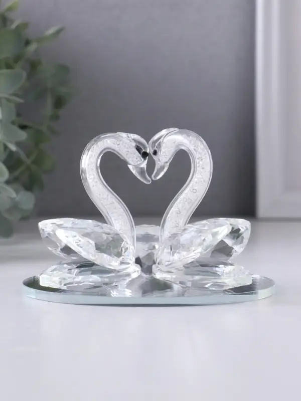 Фигурка стекло &laquo;Лебеди со стразой&raquo;, 11&times;7&times;7 см