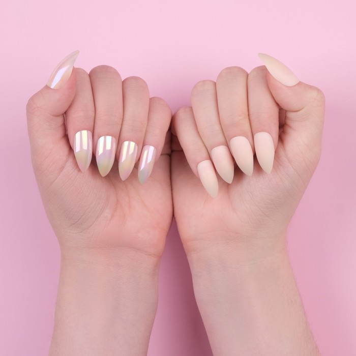 Накладные ногти, 24 шт, с клеевыми пластинами, форма миндаль, матовые, голографические, бежевые