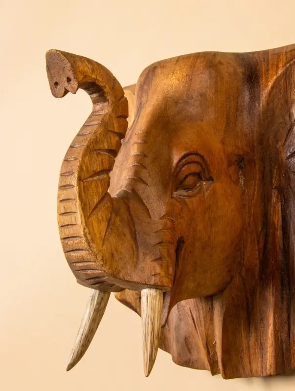 Панно «Голова слона», 32×15×22 см, дерево Суар, бежевое Панно «Голова слона», 32×15×22 см, дерево Суар, бежевое