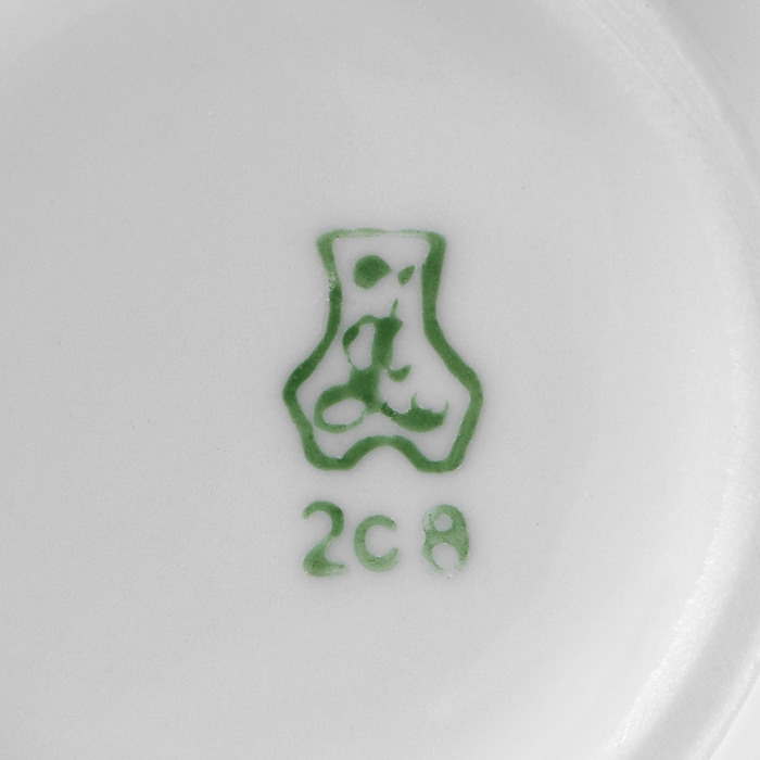 Кружка фарфоровая «Медведь», 300 мл, белая Кружка фарфоровая «Медведь», 300 мл, белая