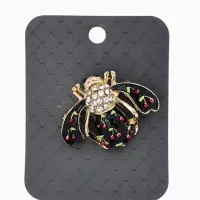 Брошь "Пчела в вишню", цветная в золоте