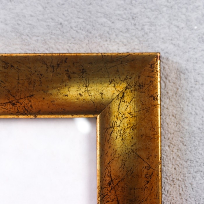 Фоторамка пластик 30х40 см состаренное золото (1066) Фоторамка пластик 30х40 см состаренное золото (1066)