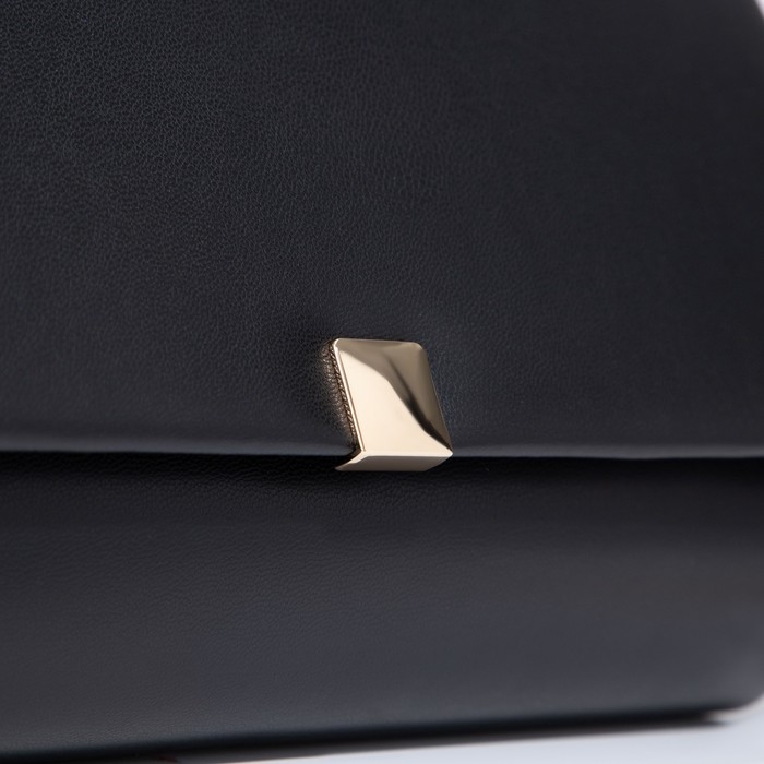 Сумка-клатч на клапане, цвет чёрный Сумка-клатч на клапане, цвет чёрный