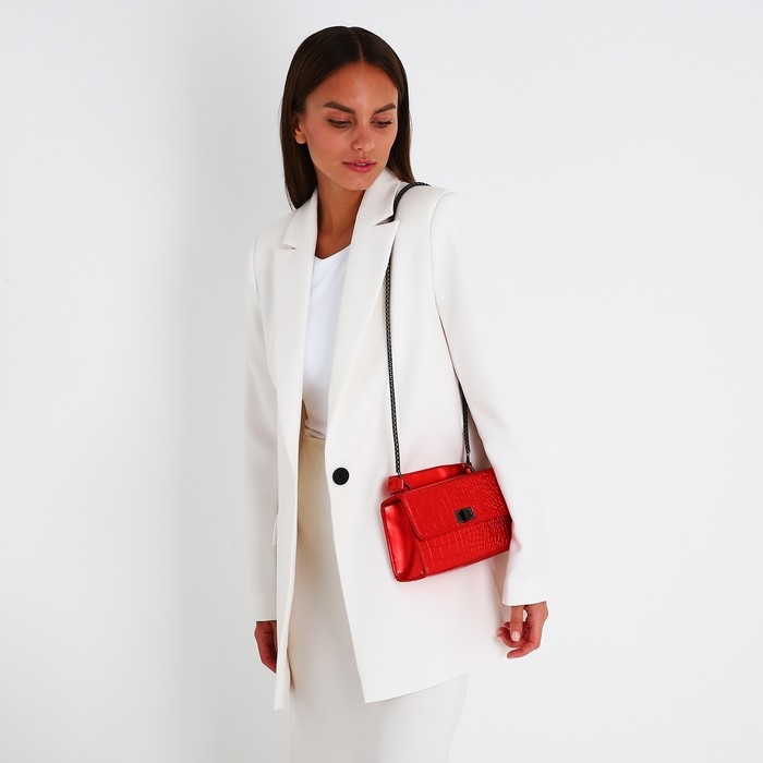 Сумка-мессенджер на застёжке, цвет красный Сумка-мессенджер на застёжке, цвет красный