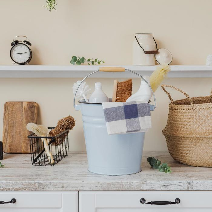 Ведро эмалированное, 12 л, цвет голубой Ведро эмалированное, 12 л, цвет голубой