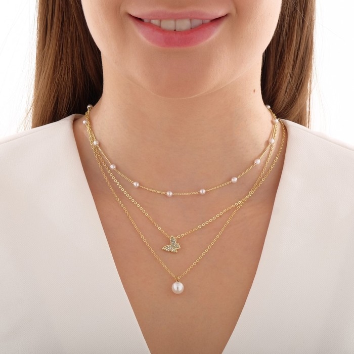 Кулон «Бабочка» с бусинами, многоярусный, цвет белый в золоте, d=8, 50 см Кулон «Бабочка» с бусинами, многоярусный, цвет белый в золоте, d=8, 50 см