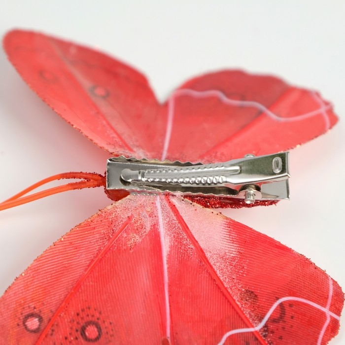 Бабочки для декора и флористики, на прищепке, пластиковые, красные, микс, 5 см и 8 см Бабочки для декора и флористики, на прищепке, пластиковые, красные, микс, 5 см и 8 см