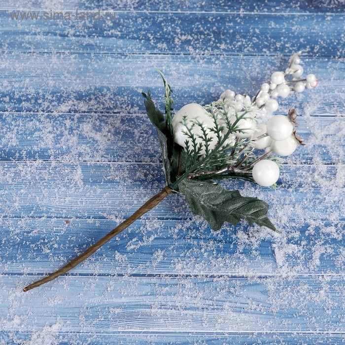 Декор  Декор "Зимнее сияние" ягоды листики, 17 см