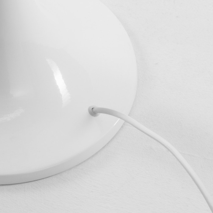 Торшер "Нордик" Е27 40Вт белый 25х30х160см