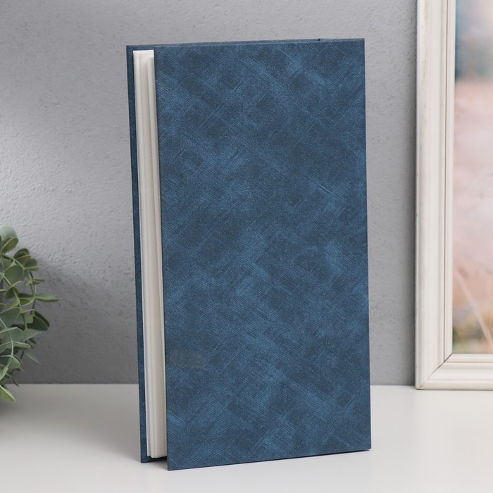 Фотоальбом на 300 фото 10х15 см Фотоальбом на 300 фото 10х15 см "Классика. Золотая рамка" в коробке МИКС 5,5х17,5х33 см