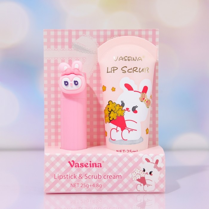 Набор клубничный: скраб для губ и вазелин для губ Набор клубничный: скраб для губ и вазелин для губ