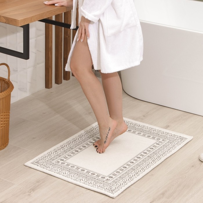 Коврик для ванной SAVANNA «Лия», 60×90 см, цвет бело-коричневый Коврик для ванной SAVANNA «Лия», 60×90 см, цвет бело-коричневый