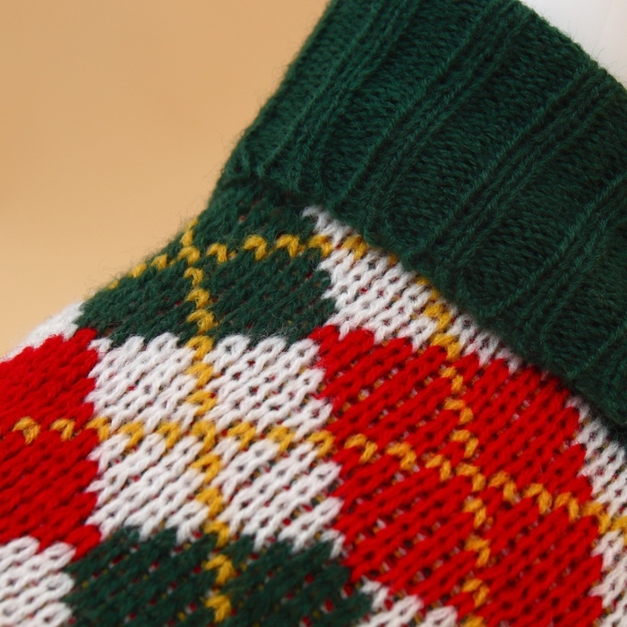 Свитер "Шахматы", M (ДС 26, ОШ 26, ОГ 28-46 см)