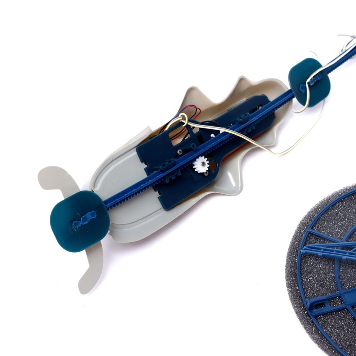 Летающая рыба «Акула», на радиоуправлении (гелий не входит в комплект) Летающая рыба «Акула», на радиоуправлении (гелий не входит в комплект)