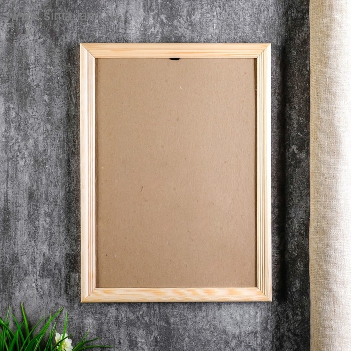 Фоторамка с 20 25х35 см, белое дерево Фоторамка с 20 25х35 см, белое дерево