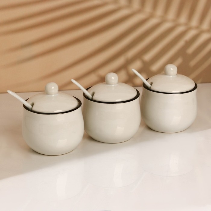 Банки керамические для специй на металлической подставке «Ёжик», 200 мл, 3 шт Банки керамические для специй на металлической подставке «Ёжик», 200 мл, 3 шт