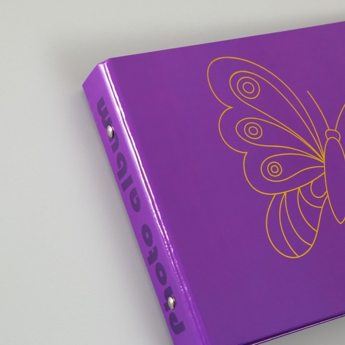 Фотоальбом 25 листов (уголки+кольца) Фотоальбом 25 листов (уголки+кольца) "Бабочка" тиснение 19х27х3 см
