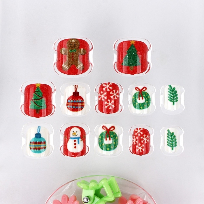 Детские накладные ногти «Ты чудесна», 12 шт, набор с браслетом и заколками Детские накладные ногти «Ты чудесна», 12 шт, набор с браслетом и заколками