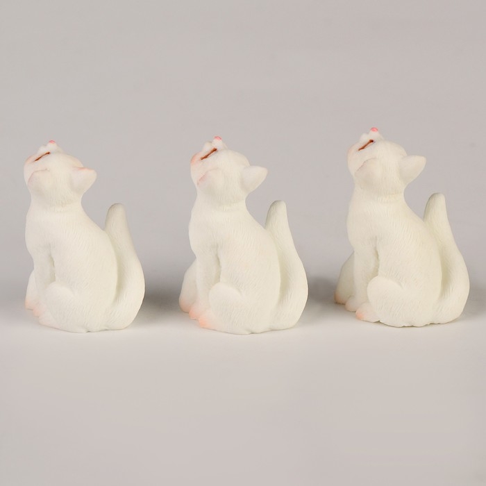Миниатюра кукольная «Милый котик», набор 3 шт., размер 1 шт. — 1,5 × 2,4 × 4 см